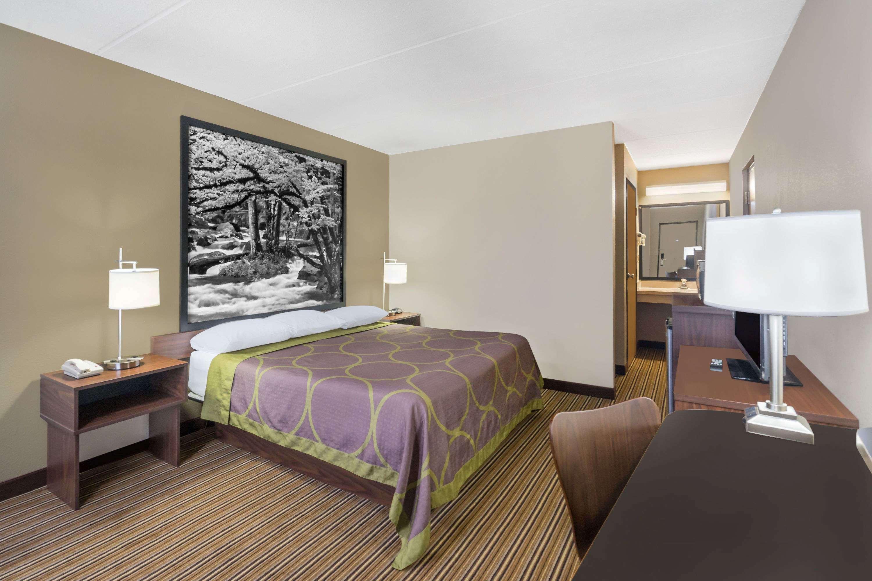 Super 8 By Wyndham North/powell 2*
