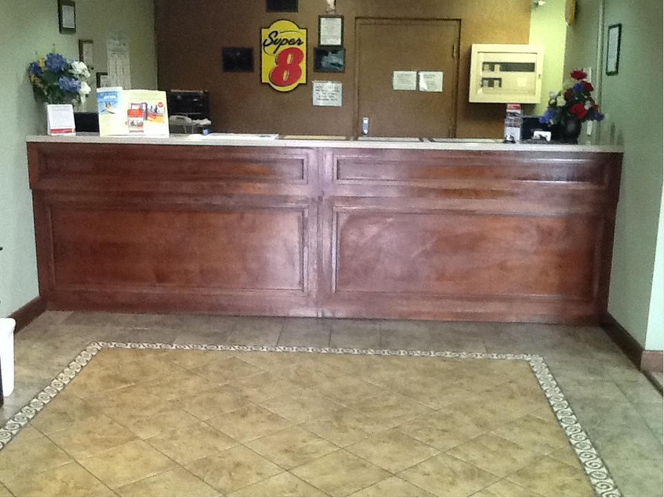 Super 8 By Wyndham North/powell Motel 2*