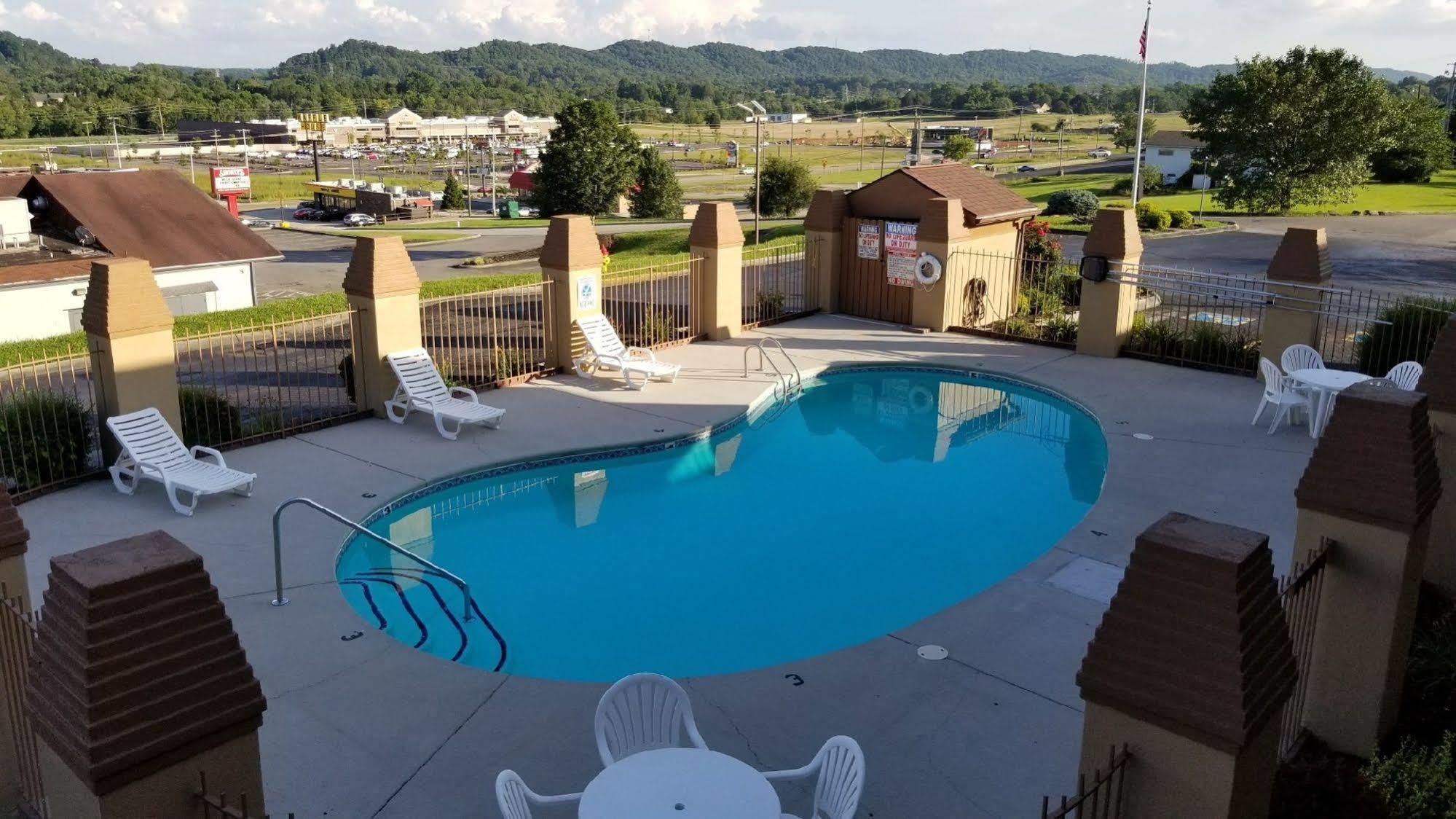 Super 8 By Wyndham North/powell Motel Knoxville